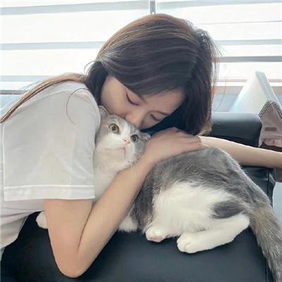 纸月亮